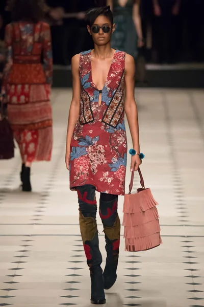 Look 5